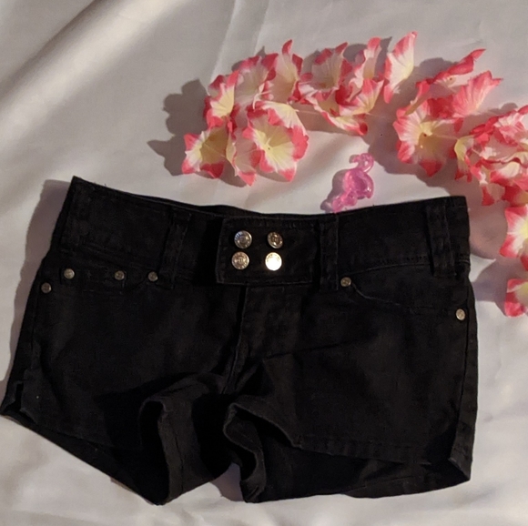 Deb Jeans women's/juniors size 3 black shorts - Picture 1 of 12